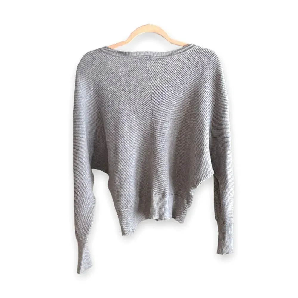 CATHERINE MALANDRINO | Gray Diagonal Knit V-Neck Sweater (M)